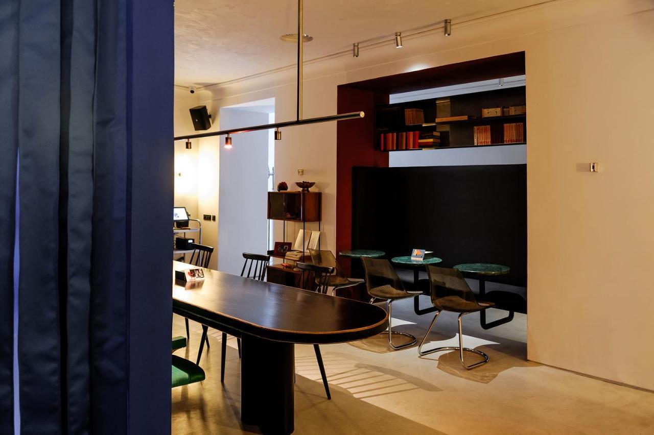 Brik Hotel Одеса Екстериор снимка